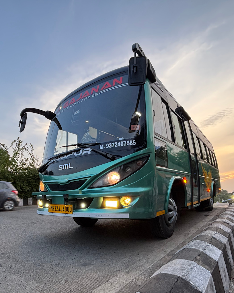 SGT green bus front view